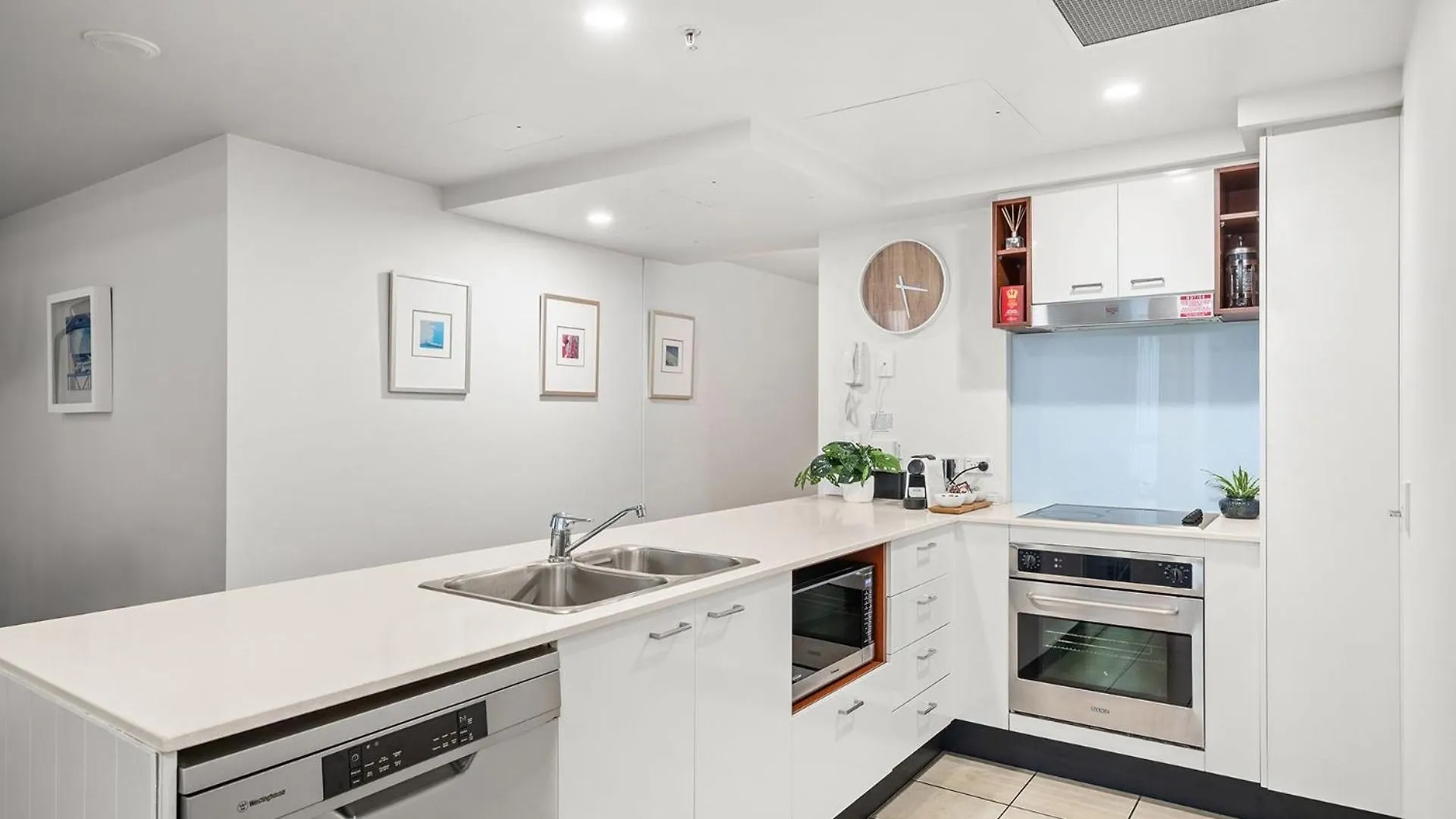 Deluxe 2 Bedroom Apartment Ocean And Hinterland Views 골드코스트