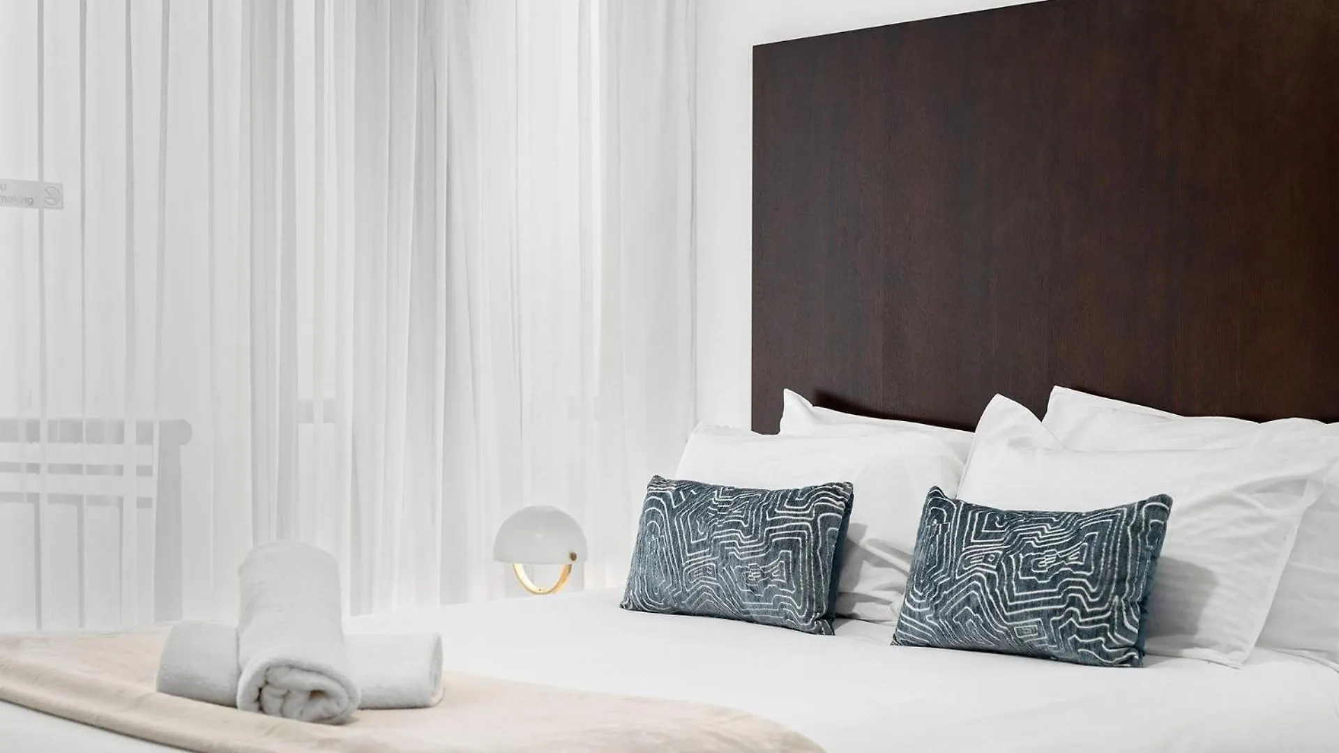 Deluxe 2 Bedroom Apartment Ocean And Hinterland Views Gold Coast 0*,  Australia
